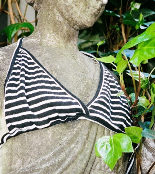 NØRGAARD PAA STRØGET NPS BIKINI TOP BLACK/ECRU